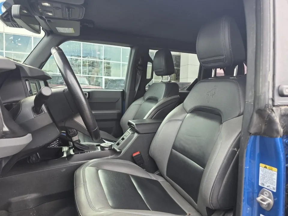 Ford Bronco 2022 photo 2
