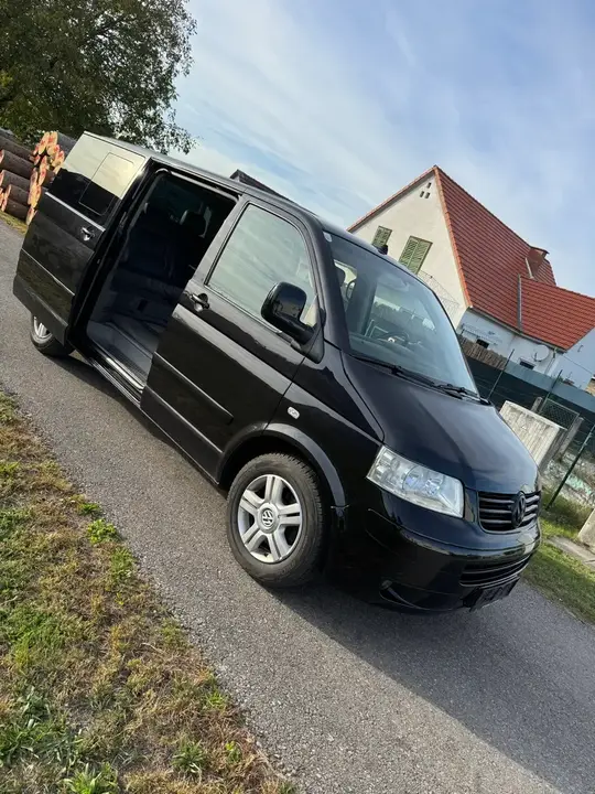 Volkswagen T5 2004 photo 3