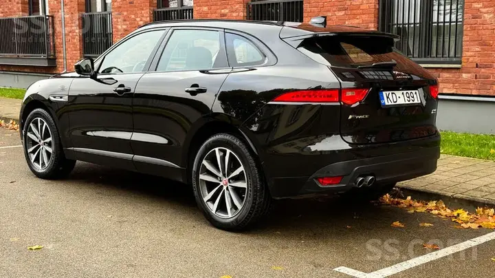 Jaguar F-Pace 2019 photo 5