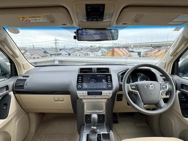 Toyota Land Cruiser Prado 2023 photo 4