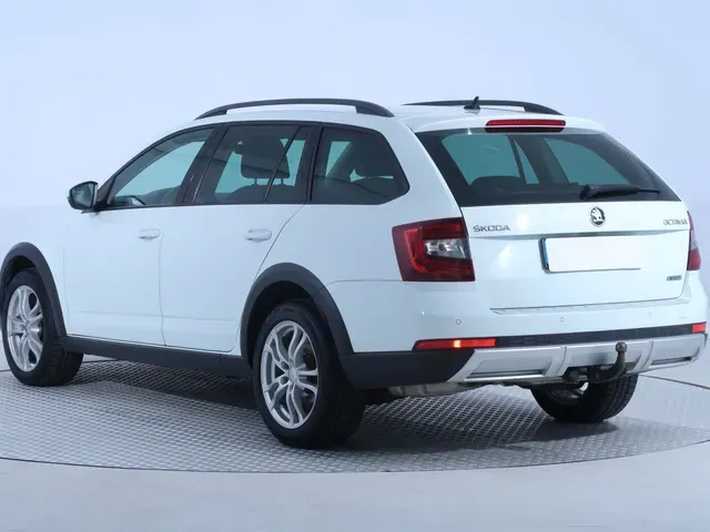Skoda Octavia 2017 photo 3