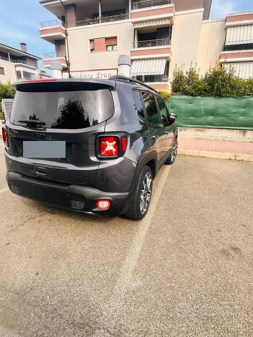 Jeep Renegade 2022 photo 4