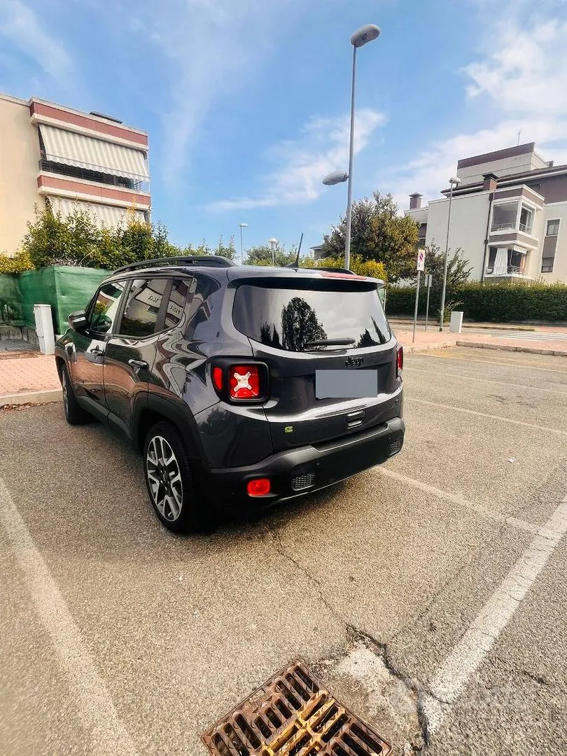 Jeep Renegade 2022 photo 3