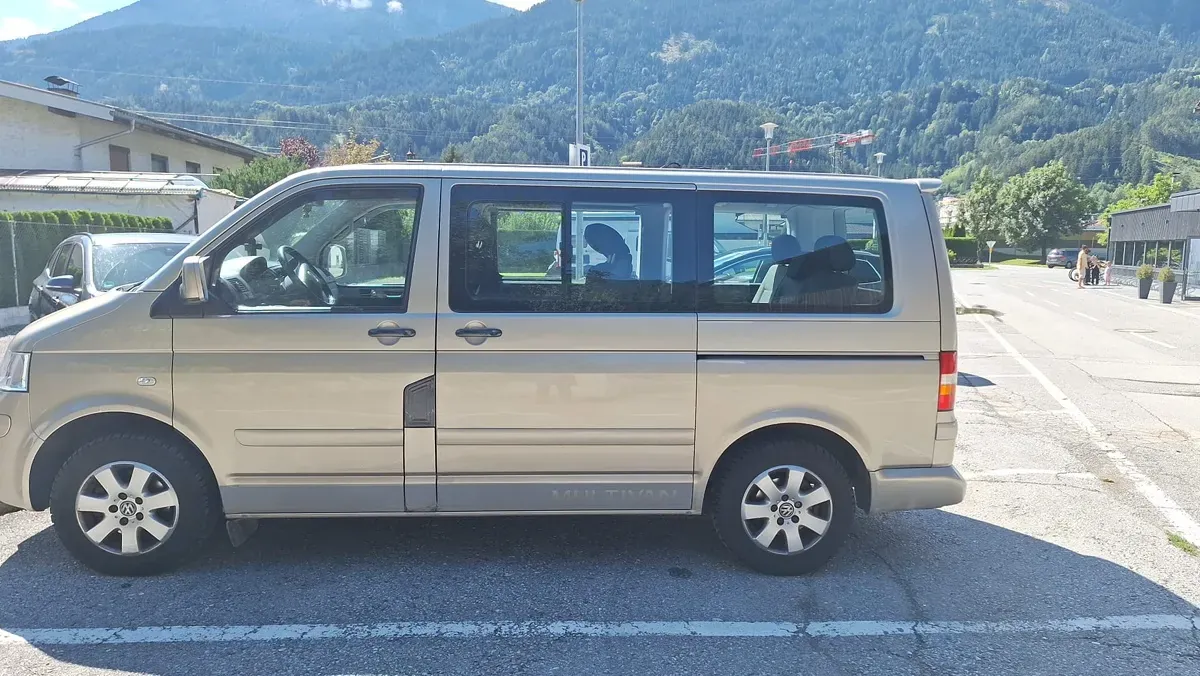 Volkswagen Multivan 2004 photo 3