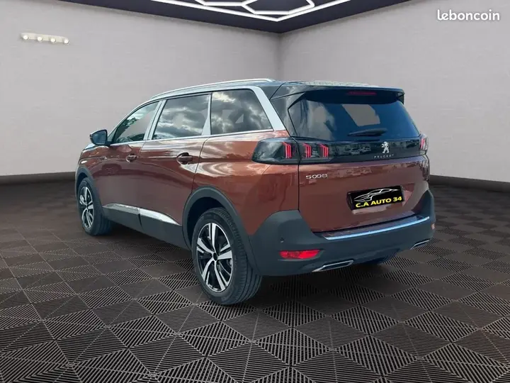 Peugeot 5008 2024 photo 3
