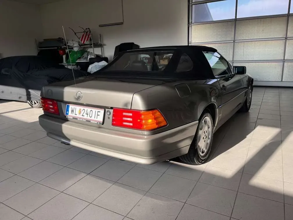 Mercedes-Benz Sl-Class 1993 photo 2