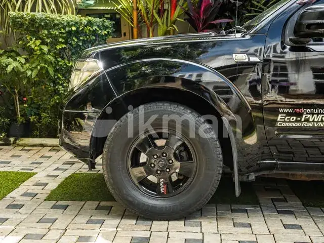 Nissan Navara 2010 photo 5