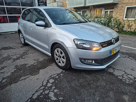 Volkswagen Polo 2010 photo 4