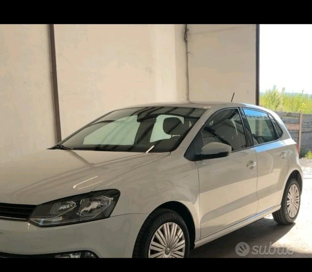 Volkswagen Polo 2016 photo 2
