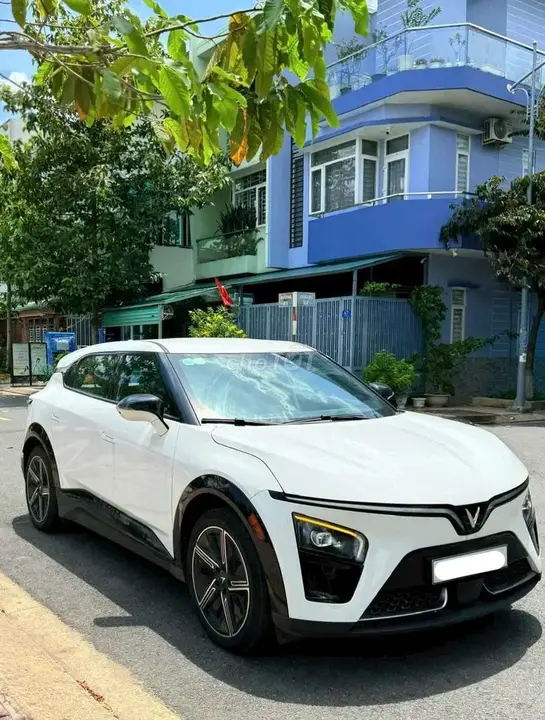 Vinfast Vf7