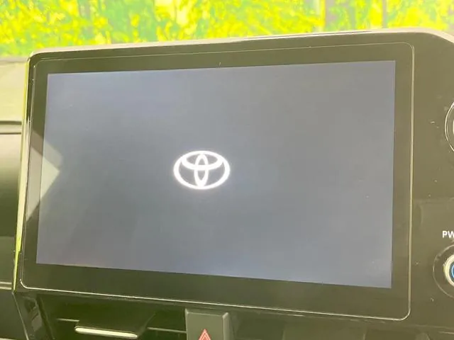Toyota Voxzie Hybrid S-Z 2024 photo 3