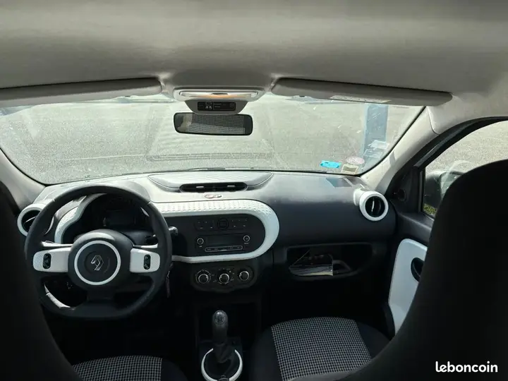 Renault Twingo 2015 photo 3