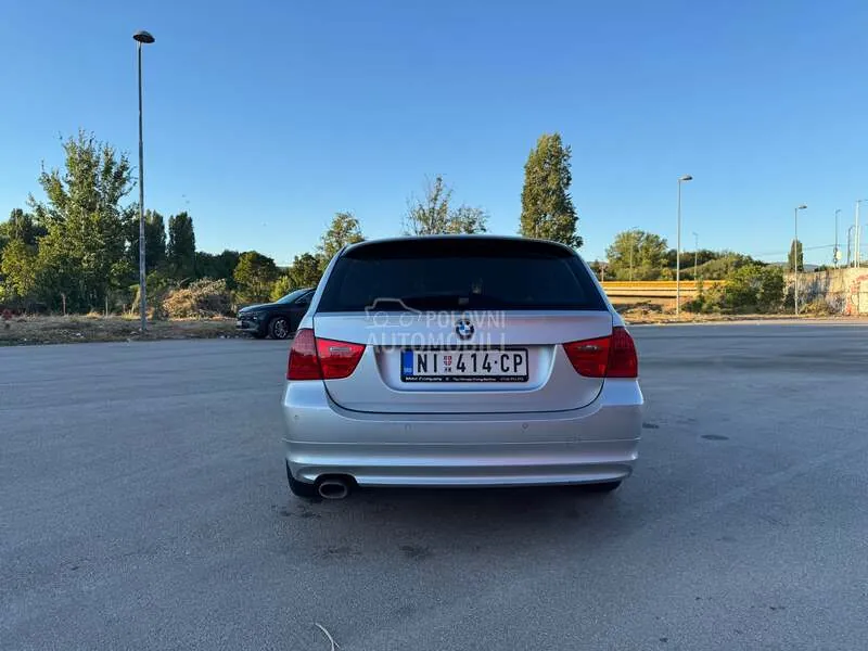 BMW 320 2009 photo 4