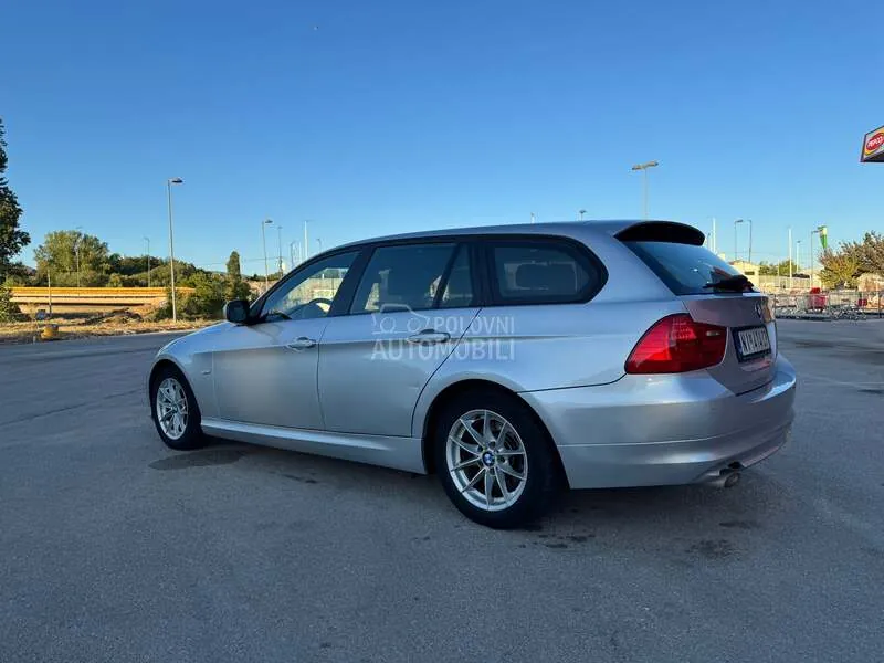BMW 320 2009 photo 3