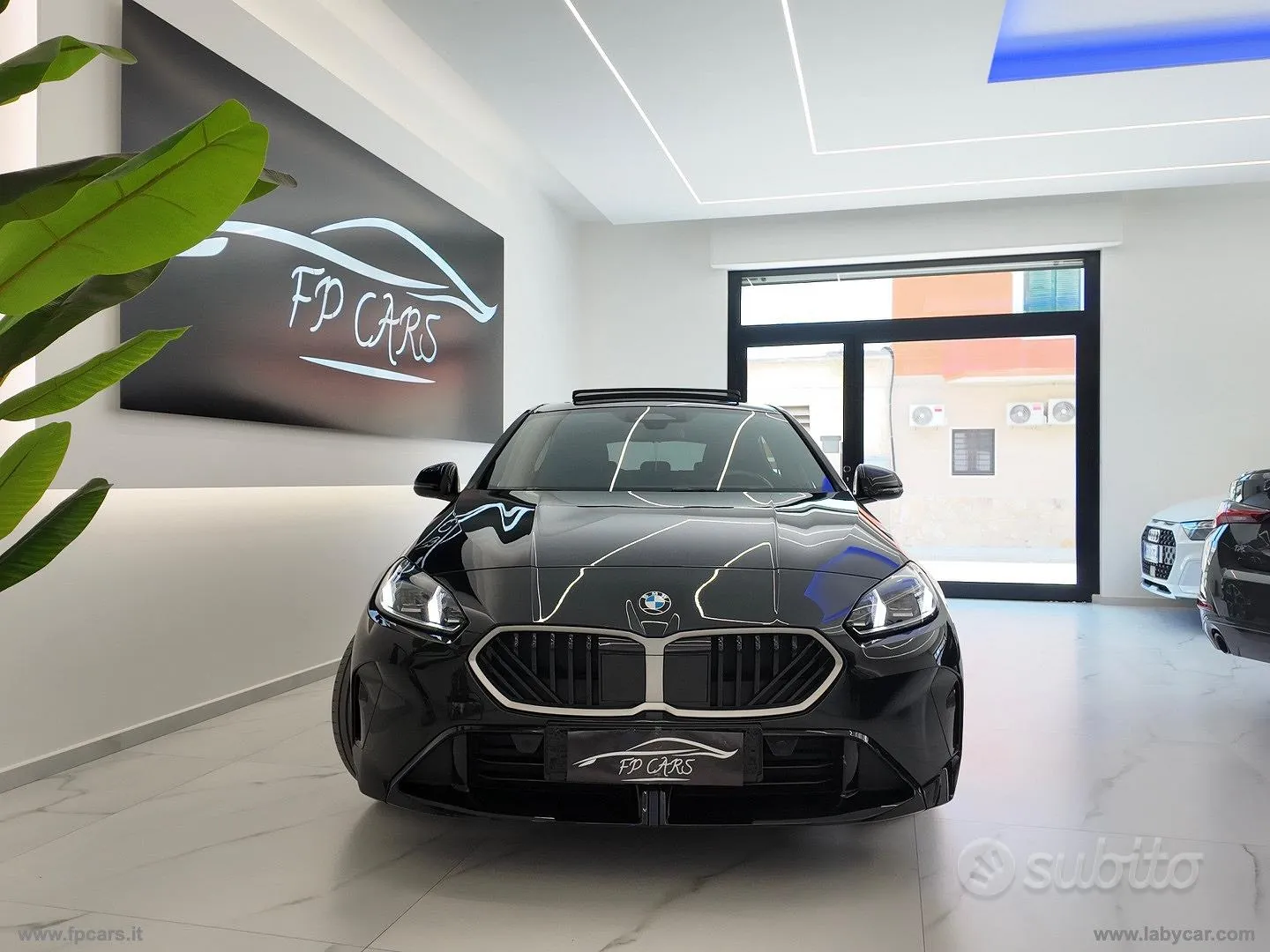 BMW 1 Series 2025 photo 3