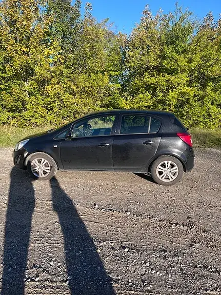 Opel Corsa 2012 photo 4