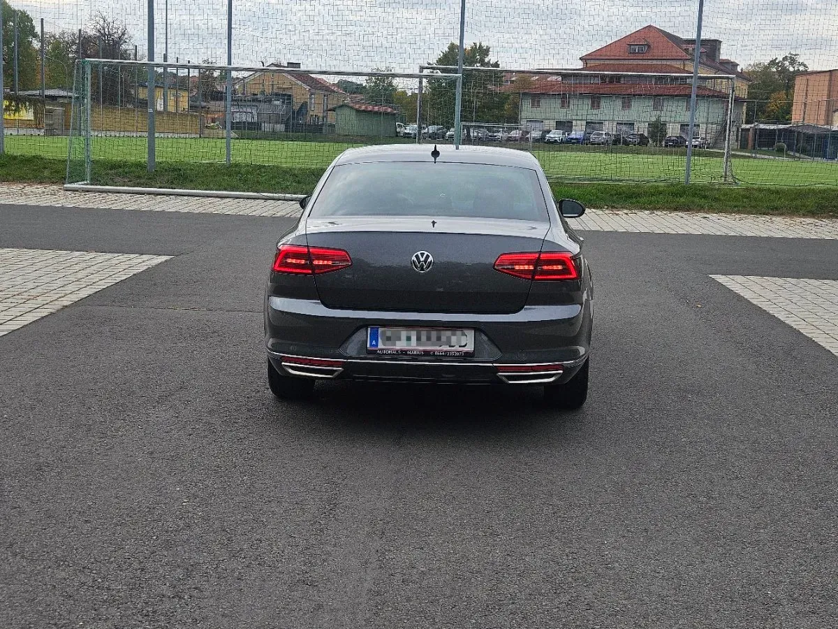Volkswagen Passat 2016 photo 2