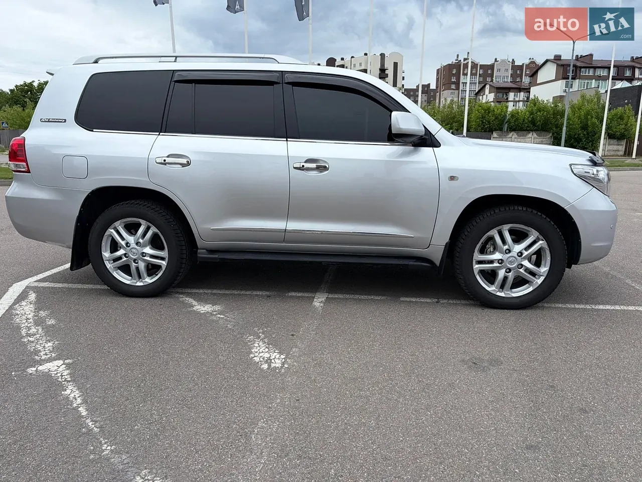 Toyota Land Cruiser 2011 photo 5