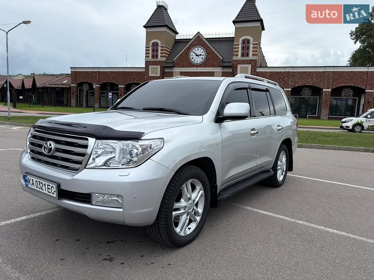 Toyota Land Cruiser 2011 photo 4