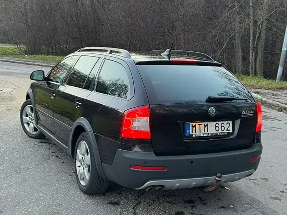 Skoda Octavia Scout 2012 photo 3