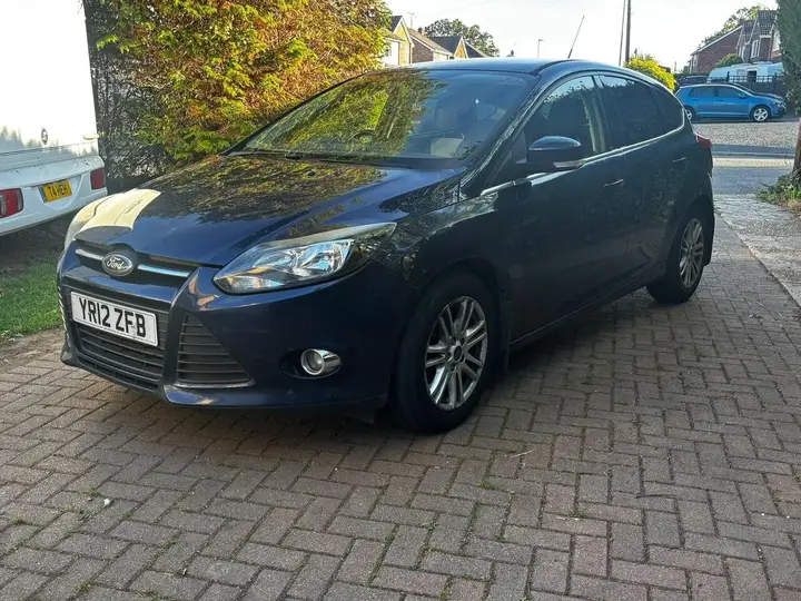 Ford Focus 2012 photo 5