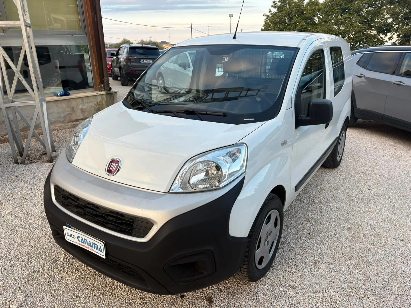 Fiat Fiorino 2021 photo 2