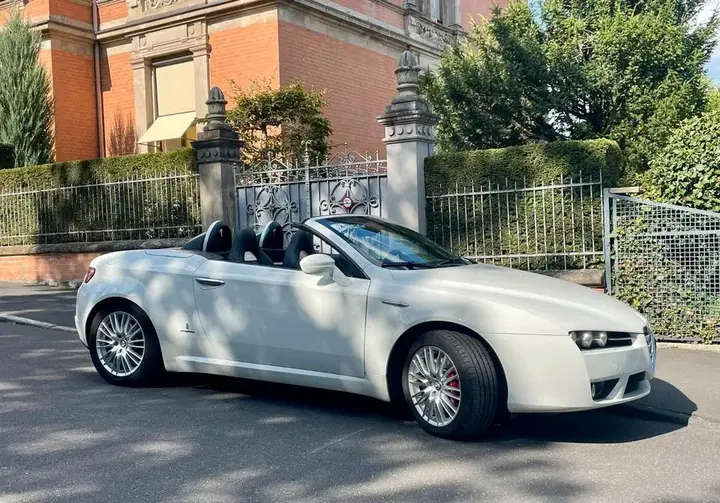 Alfa Romeo Spider