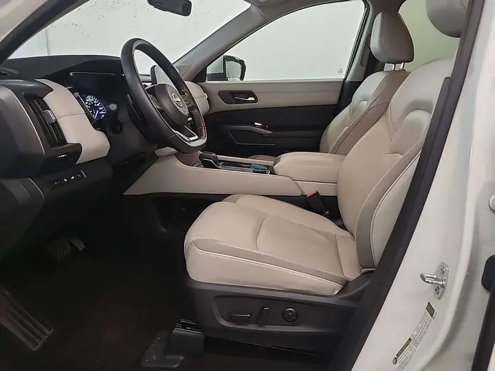 Nissan Pathfinder 2023 photo 2