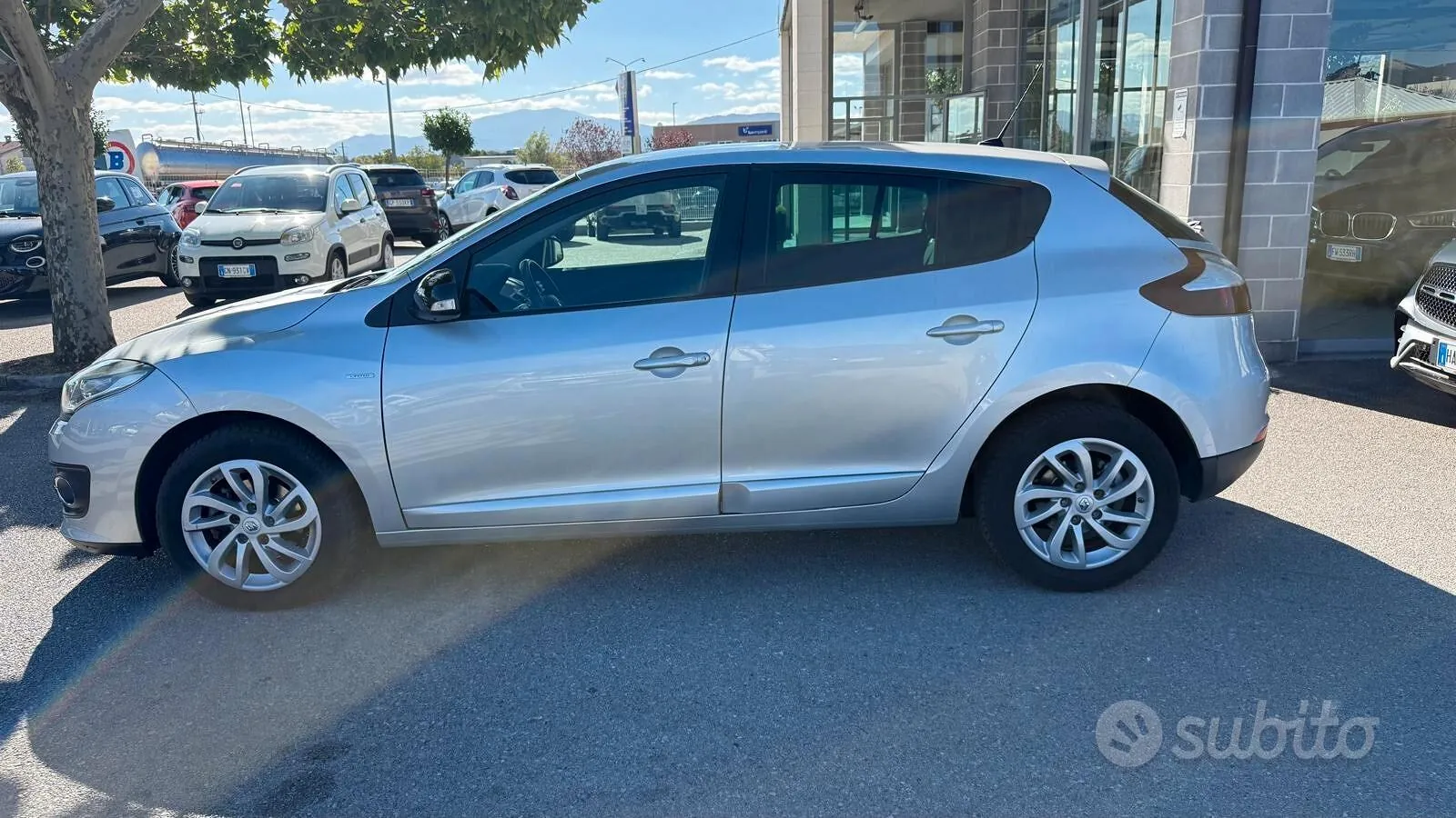 Renault Megane 2015 photo 2