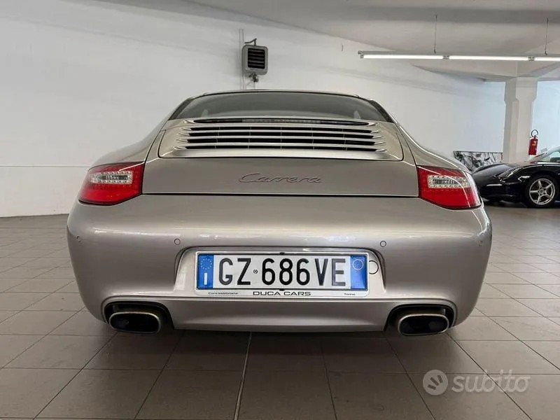 Porsche 911 Carrera Coupé 2010 photo 5