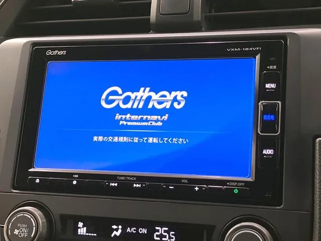 Honda Civic Hatchback 2019 photo 3