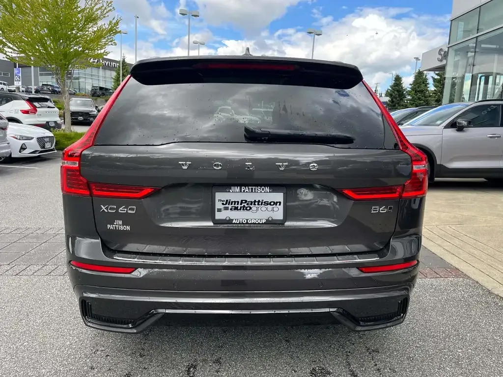 Volvo Xc60 2023 photo 4