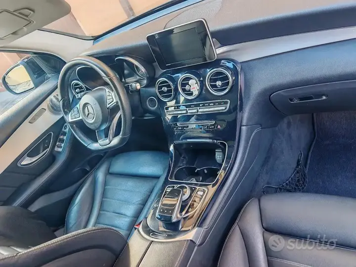 Mercedes-Benz Glc 2017 photo 2