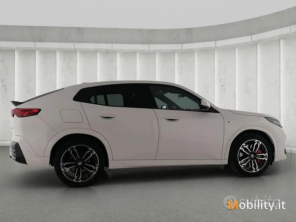 BMW X2 2025 photo 4