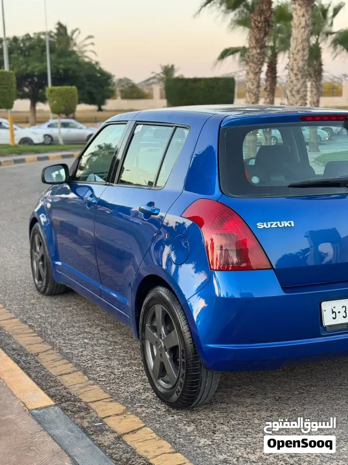 Suzuki Swift 2011 photo 4