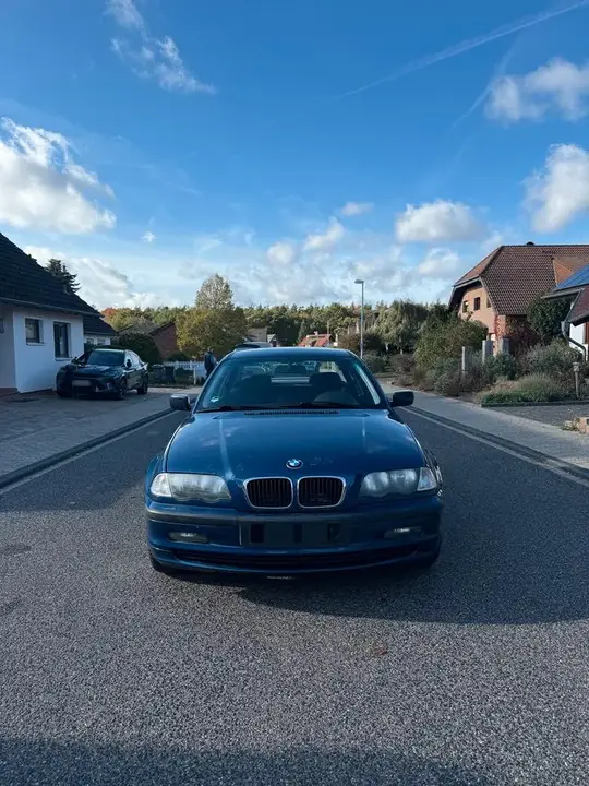 BMW 316I