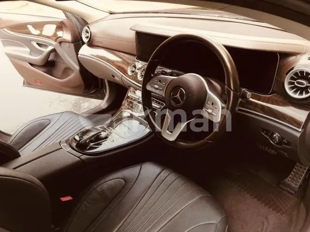 Mercedes-Benz Cls 2018 photo 3