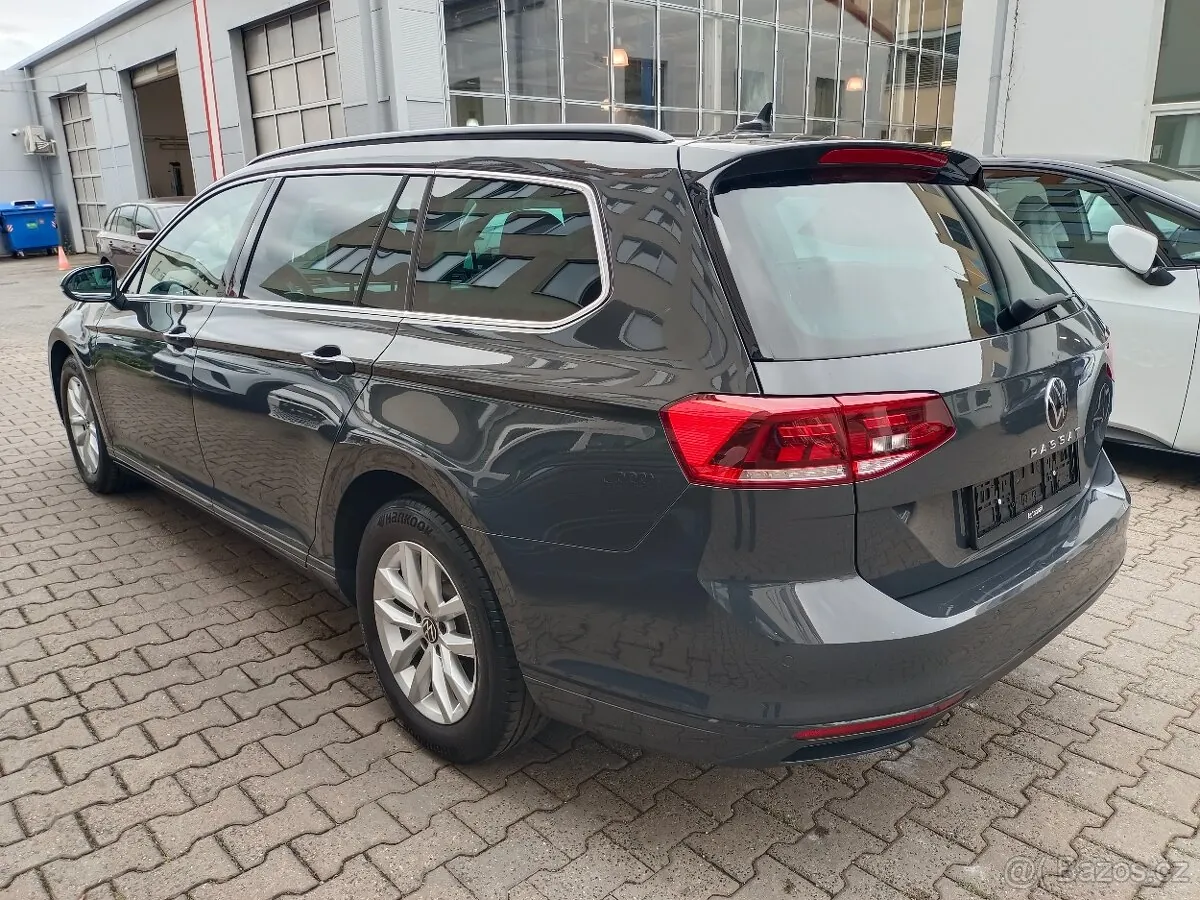 Volkswagen Passat 2021 photo 4