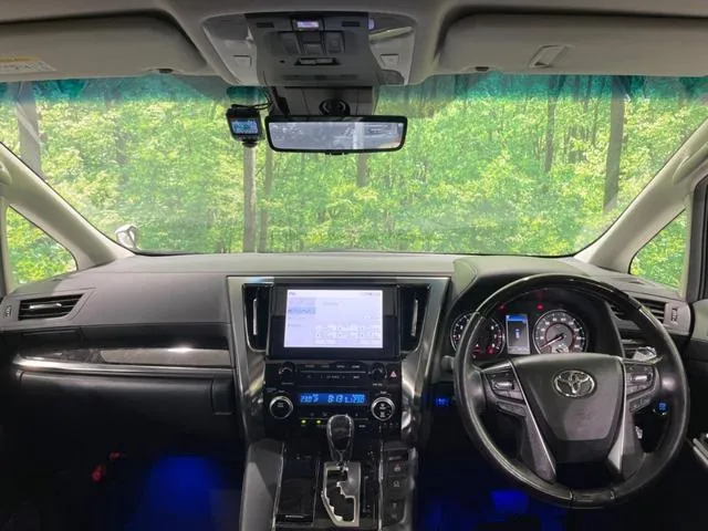 Toyota Alphard 2021 photo 2