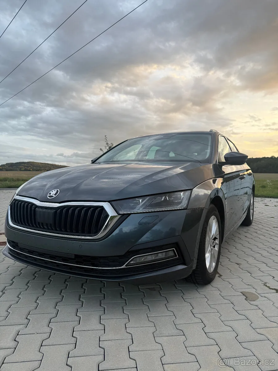 Skoda Octavia Iv Combi 2021 photo 2