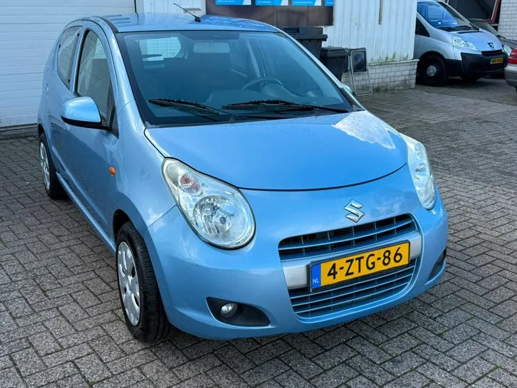 Suzuki Alto 2012 photo 2