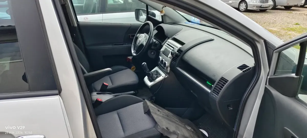 Mazda Mazda5