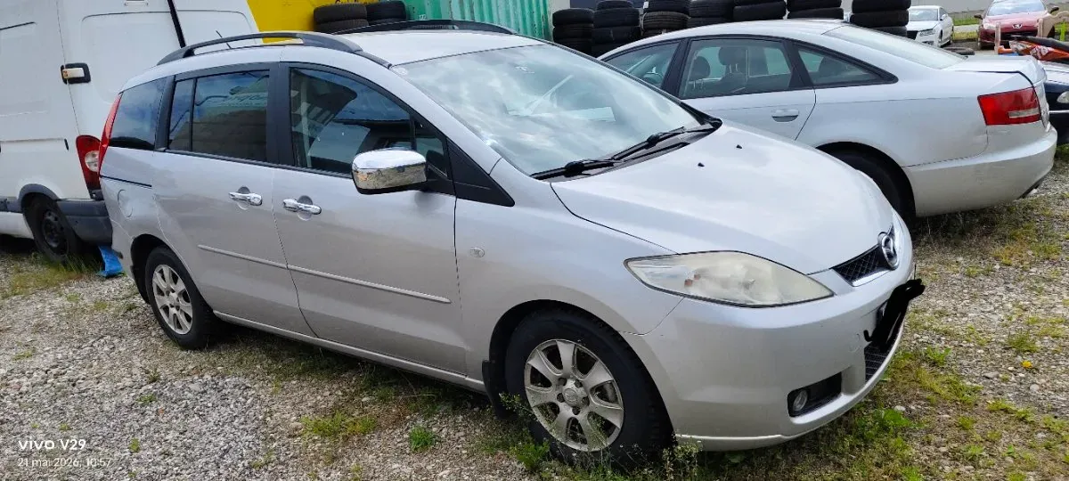 Mazda Mazda5 2007 photo 3