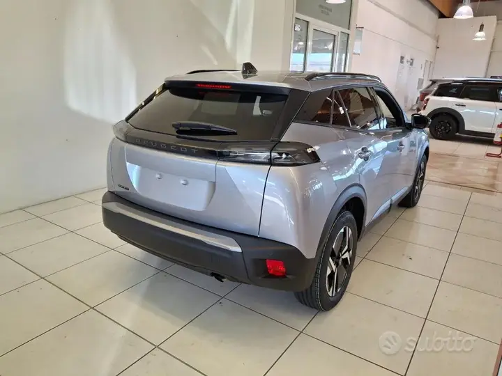 Peugeot 2008 2025 photo 4