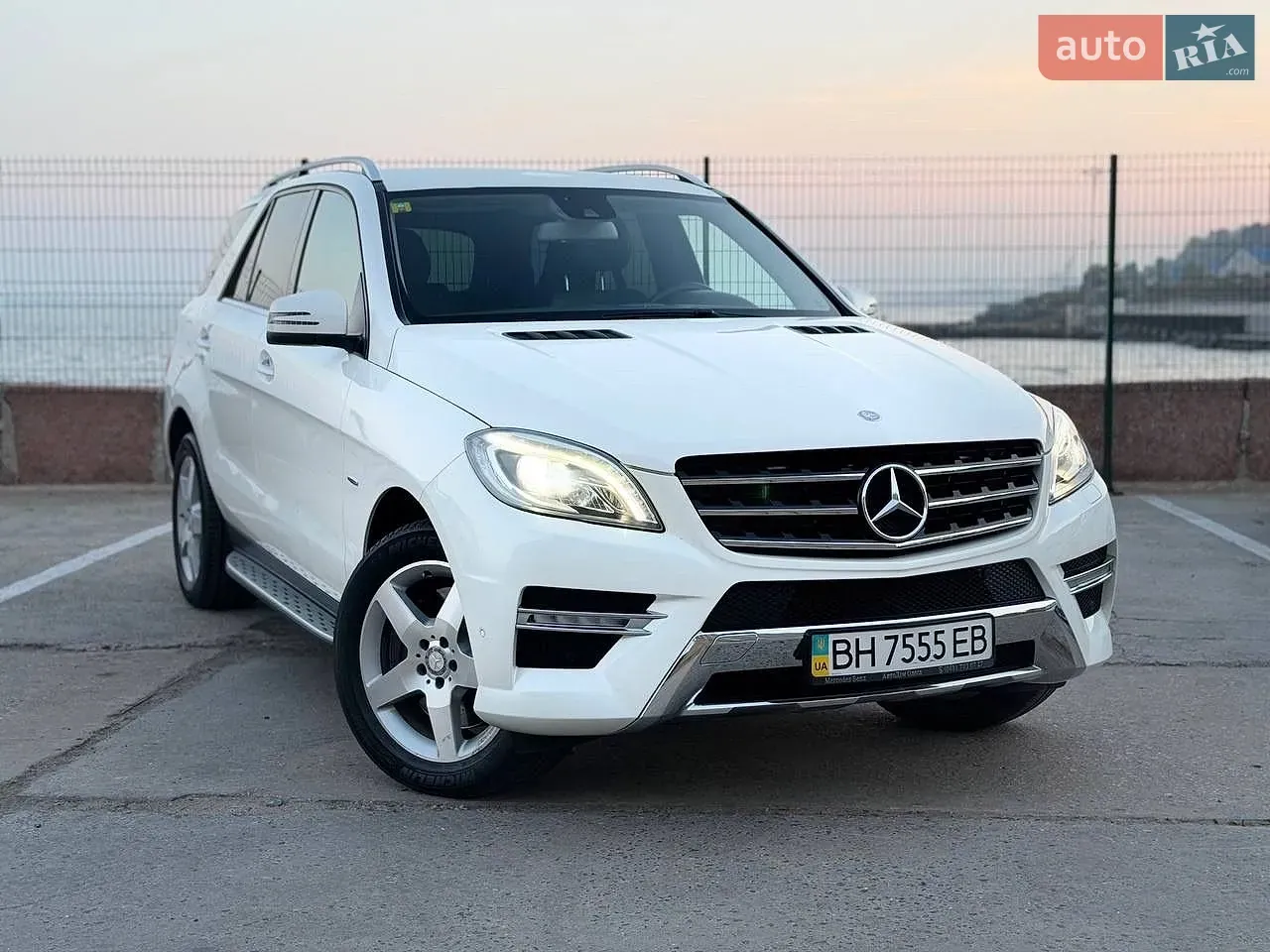 Mercedes-Benz M-Class 2012 photo 5