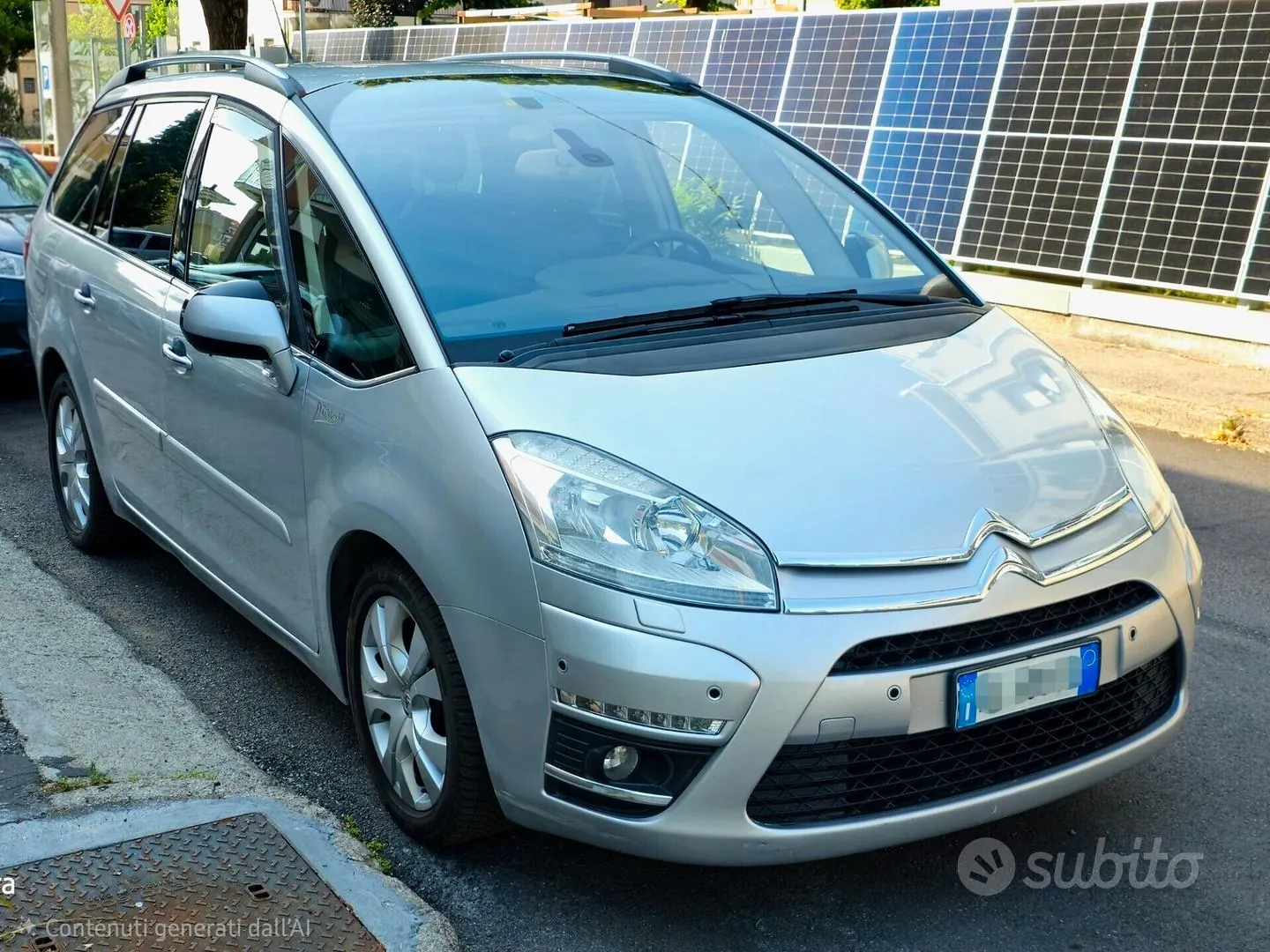 Citroen C4 Picasso 2011 photo 3