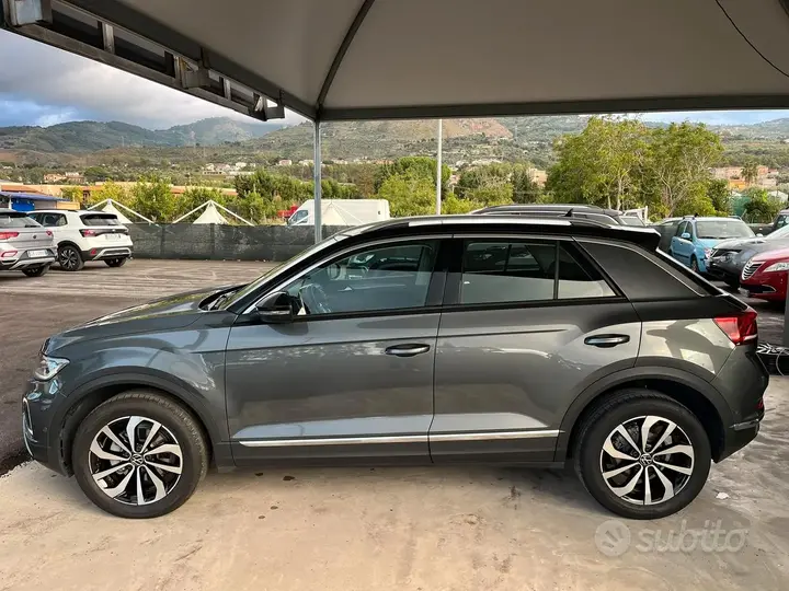 Volkswagen T-Roc 2023 photo 4