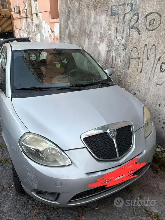 Lancia Ypsilon