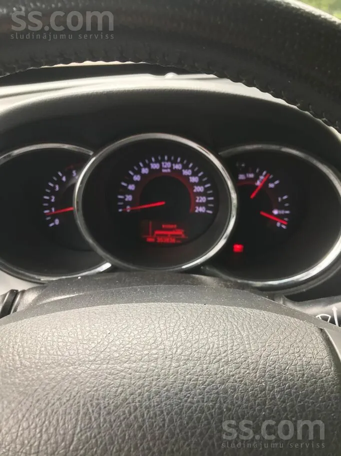 Kia Sorento 2011 photo 5