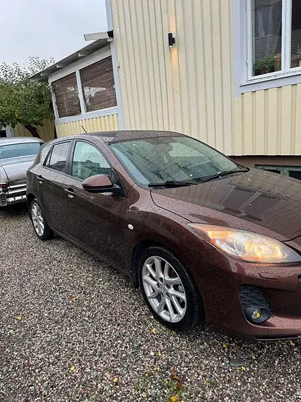 Mazda 3 2012 photo 3